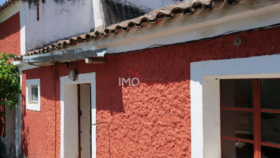 Moradia T3 para Venda em Beirã Foto 1