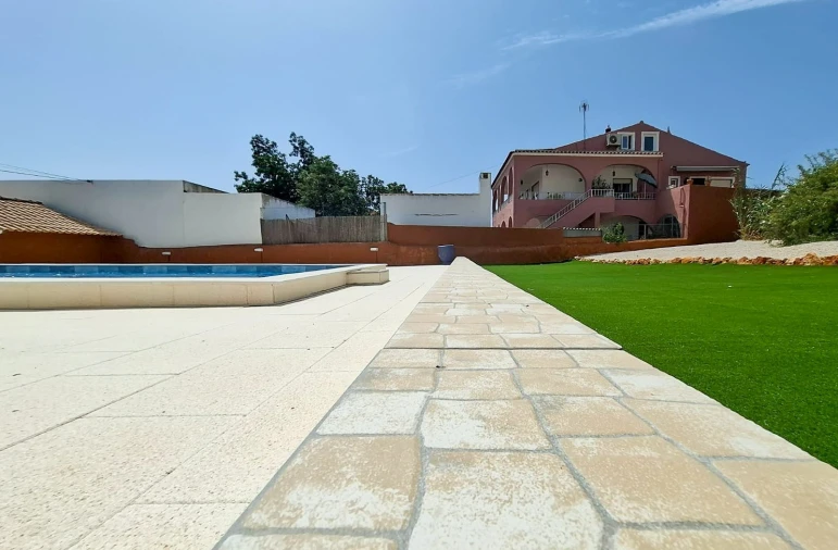 Moradia T3 para Venda em Silves Foto 4