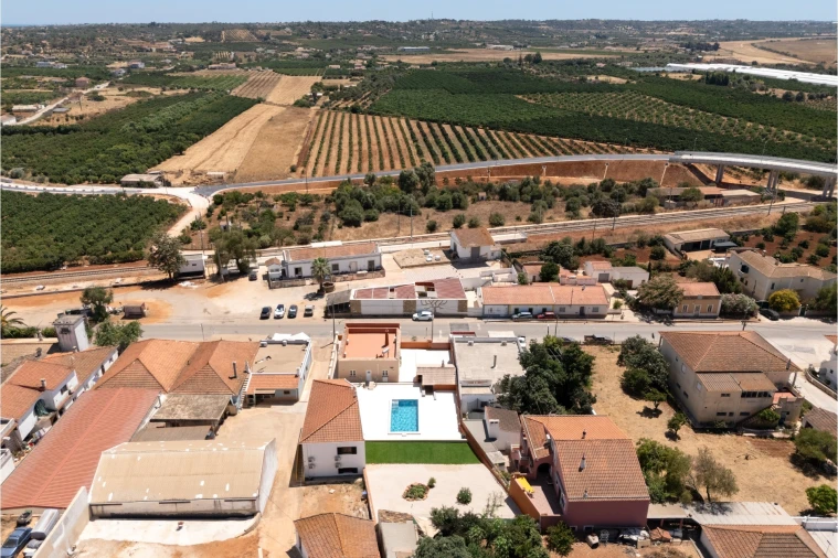 Moradia T3 para Venda em Silves Foto 36