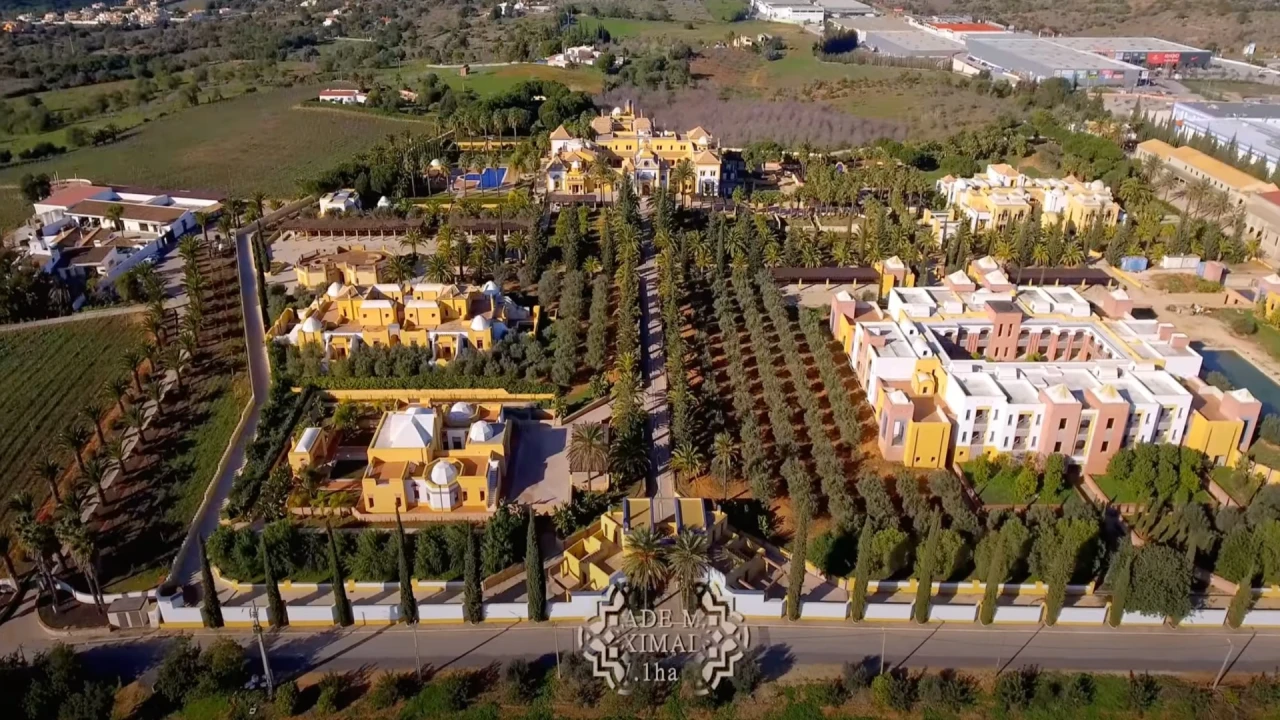 Quinta T93 para Venda em Guia Foto 2