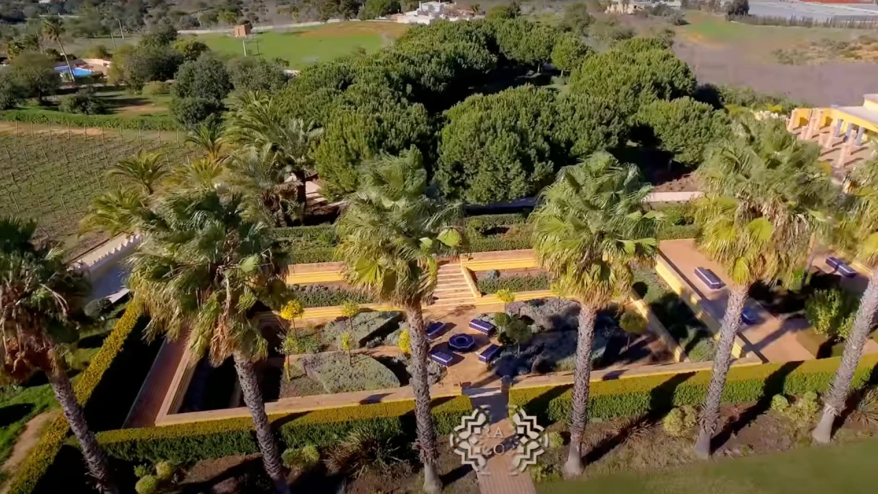 Quinta T93 para Venda em Guia Foto 71