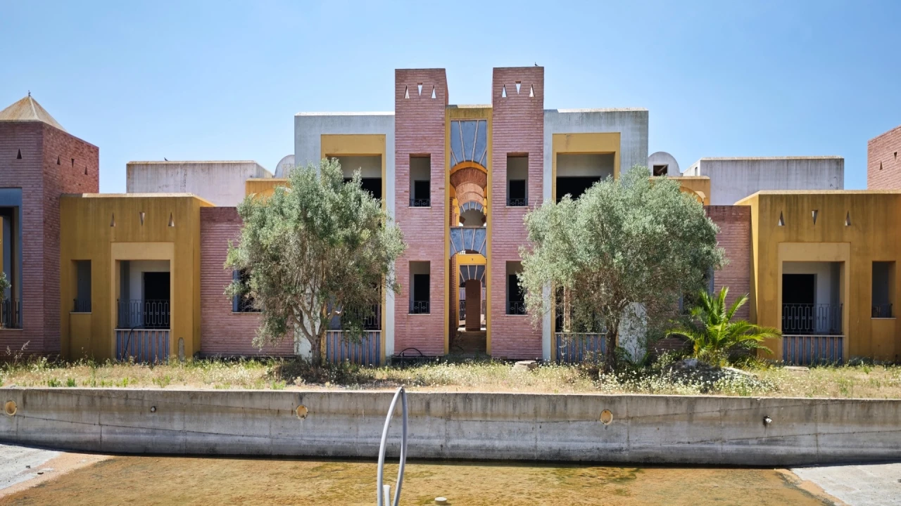 Quinta T93 para Venda em Guia Foto 55