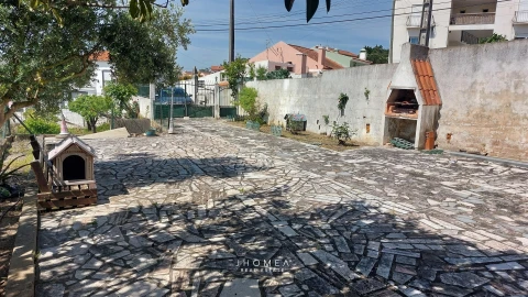 Moradia T3 para Venda em Santa Maria, São Pedro e Matacães