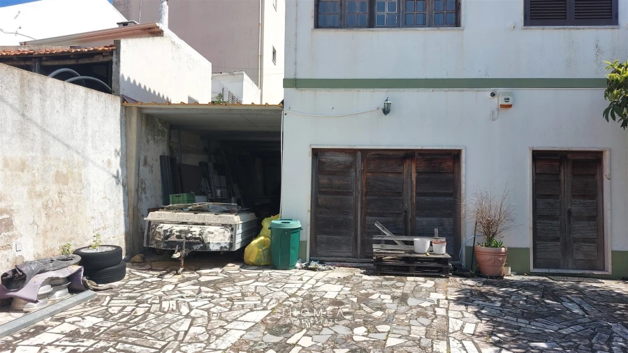 Moradia T3 para Venda em Santa Maria, São Pedro e Matacães Foto 8