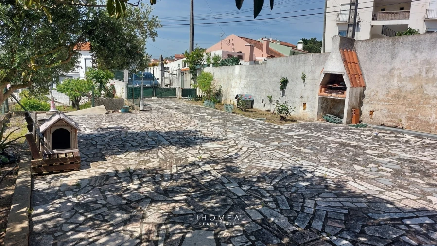 Moradia T3 para Venda em Santa Maria, São Pedro e Matacães Foto 6