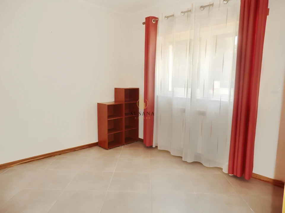 Moradia T6 para Venda em Rio de Loba Foto 8