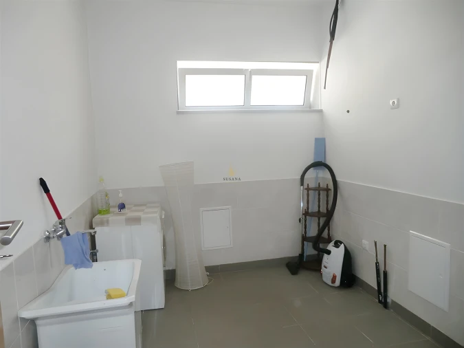 Moradia T6 para Venda em Rio de Loba Foto 21