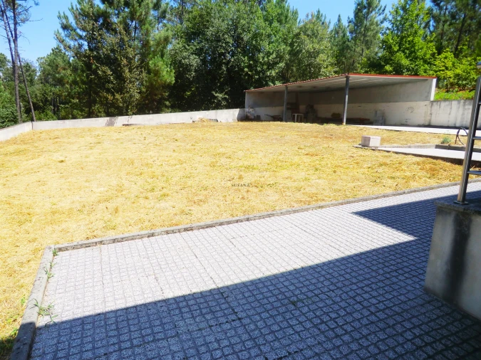 Moradia T6 para Venda em Rio de Loba Foto 30