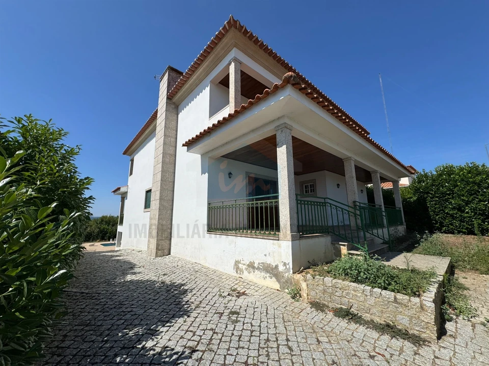 Moradia T5 para Venda em Carvalhais Foto 2