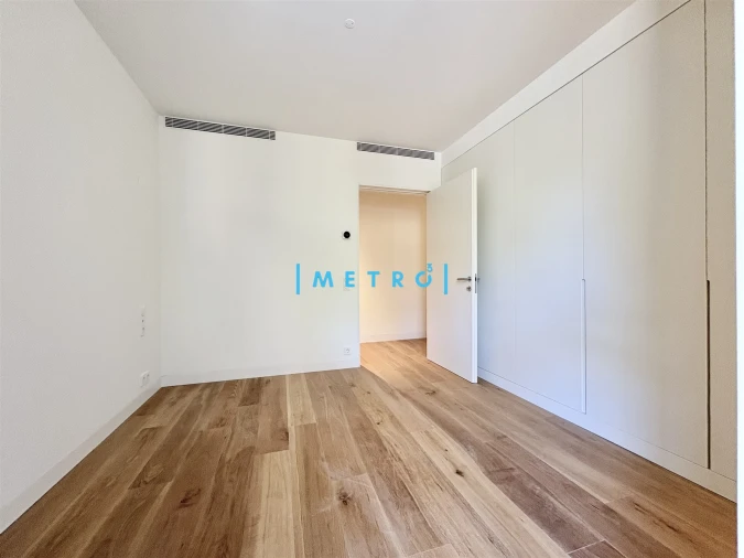 Apartamento T3 para Venda em Aldoar, Foz do Douro e Nevogilde Foto 16