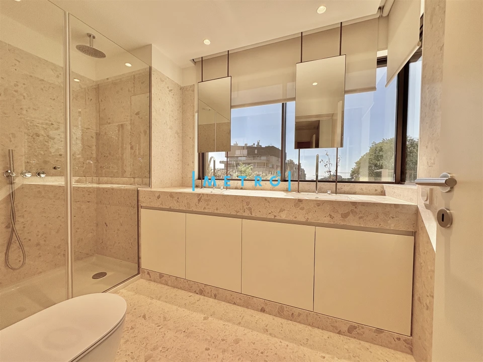 Apartamento T3 para Venda em Aldoar, Foz do Douro e Nevogilde Foto 15