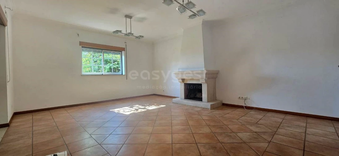 Moradia T4 para Venda em Pataias e Martingança Foto 3