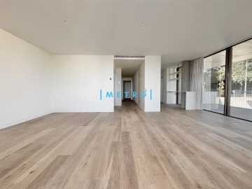 Apartamento T2 para Venda em Aldoar, Foz do Douro e Nevogilde
