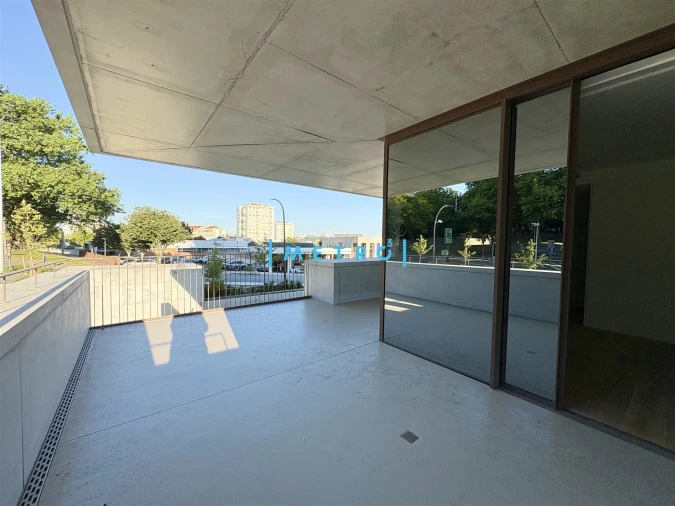 Apartamento T2 para Venda em Aldoar, Foz do Douro e Nevogilde Foto 12