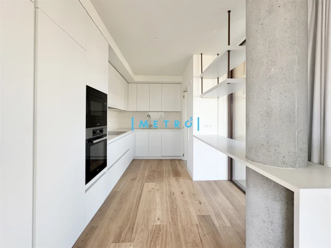 Apartamento T2 para Venda em Aldoar, Foz do Douro e Nevogilde Foto 5