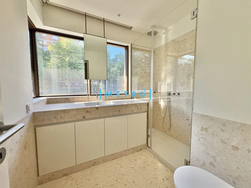 Apartamento T2 para Venda em Aldoar, Foz do Douro e Nevogilde Foto 15