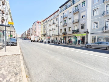 Apartamento T5 para Venda em Arroios