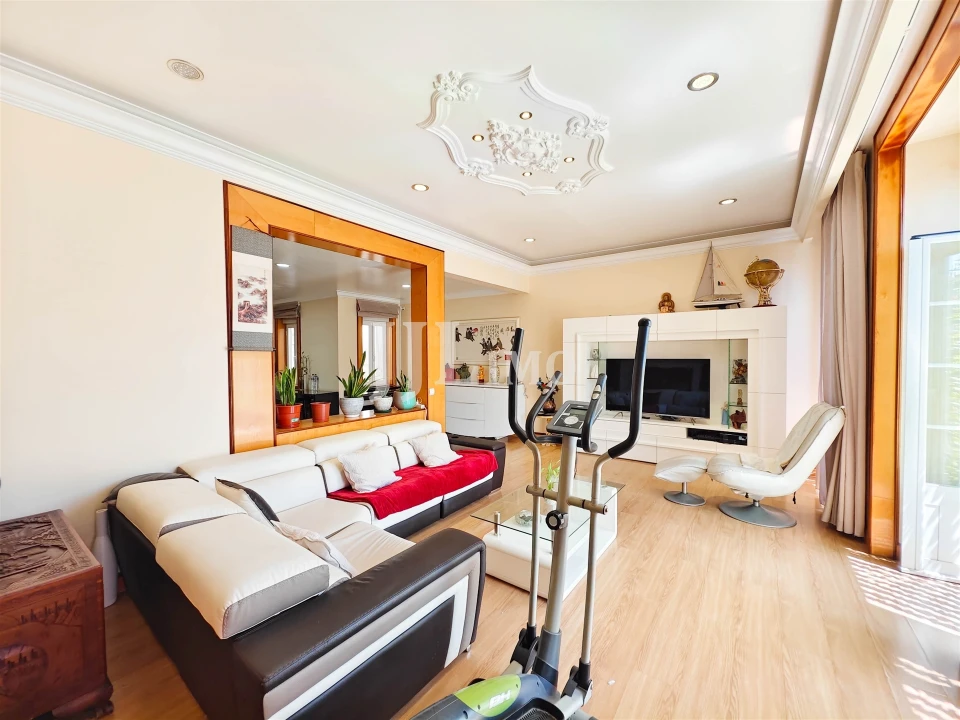 Apartamento T5 para Venda em Arroios Foto 3