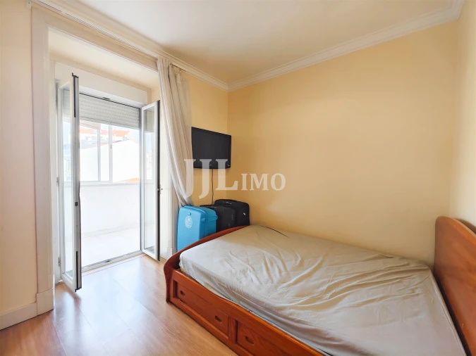 Apartamento T5 para Venda em Arroios Foto 21