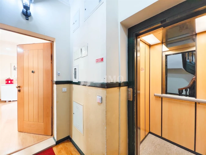 Apartamento T5 para Venda em Arroios Foto 27