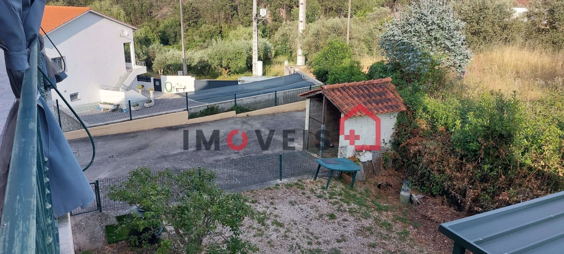 Moradia T4 para Venda em Nossa Senhora das Misericordias Foto 2