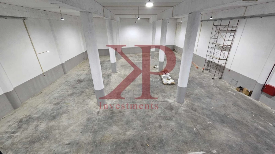 Armazém para Venda em Santo Tirso, Couto (Santa Cristina e São Miguel) e Burgães Foto 5