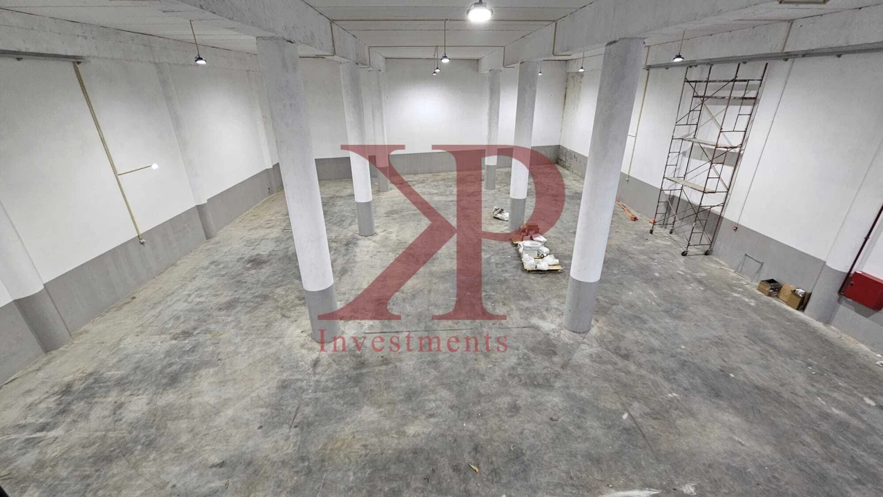 Armazém para Venda em Santo Tirso, Couto (Santa Cristina e São Miguel) e Burgães Foto 5