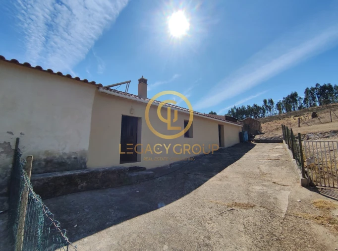 Quinta T1 para Venda em São Martinho das Amoreiras Foto 12