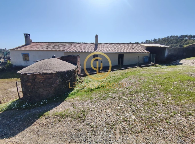 Quinta T1 para Venda em São Martinho das Amoreiras Foto 7