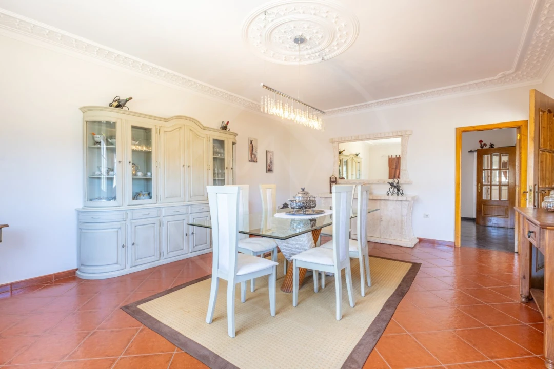 Moradia T4 para Venda em Bornes de Aguiar Foto 7