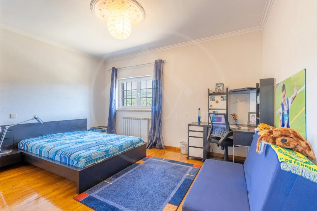 Moradia T4 para Venda em Bornes de Aguiar Foto 10