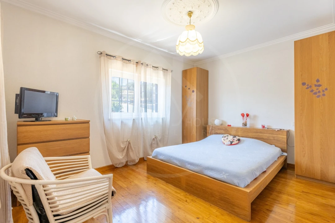 Moradia T4 para Venda em Bornes de Aguiar Foto 13