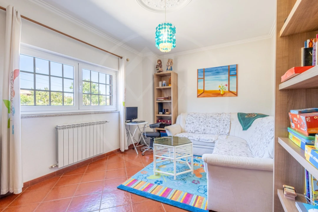 Moradia T4 para Venda em Bornes de Aguiar Foto 16