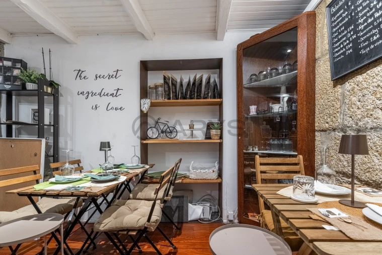 Moradia T4 para Venda em Braga (Maximinos, Sé e Cividade) Foto 8