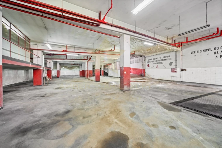 Garagem para Venda em Bonfim