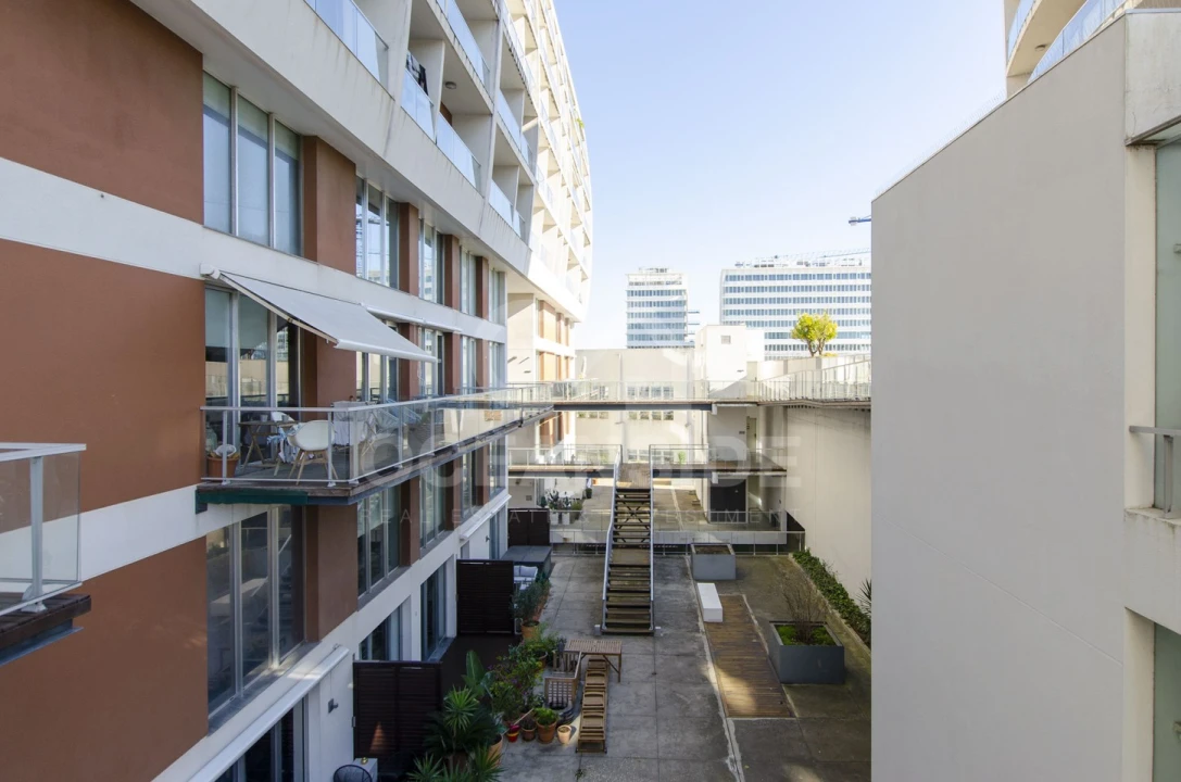 Apartamento T1 para Arrendamento em Parque das Nações Foto 14