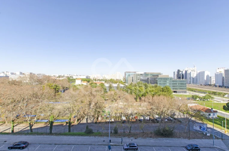 Apartamento T1 para Arrendamento em Parque das Nações Foto 16