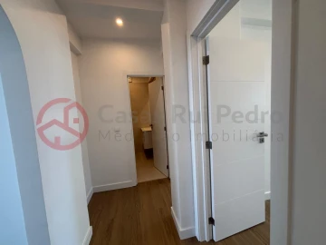 Apartamento T3 para Venda em Almada, Cova da Piedade, Pragal e Cacilhas