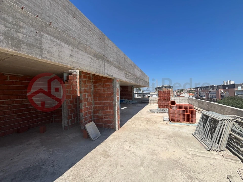 Apartamento T2 para Venda em Sesimbra (Castelo) Foto 11