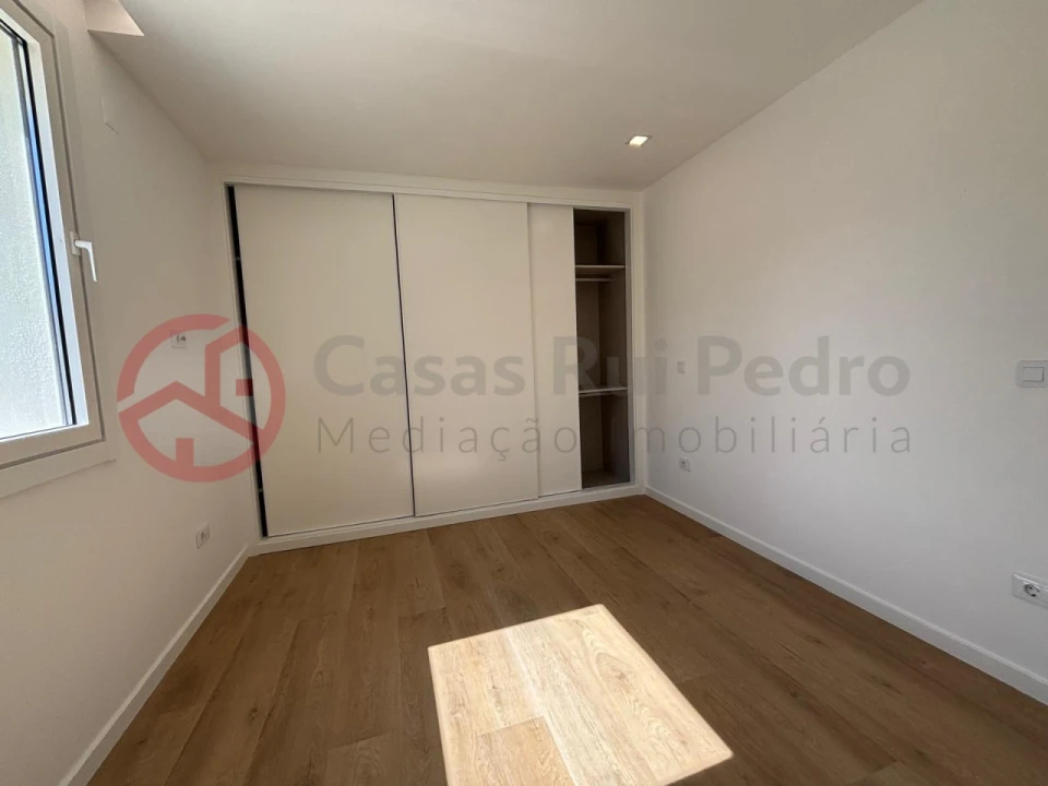 Apartamento T2 para Venda em Sesimbra (Castelo) Foto 18
