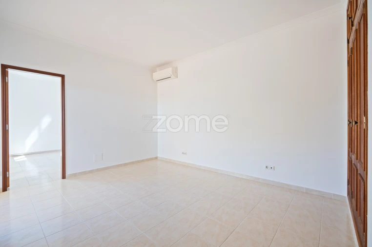 Moradia T3 para Venda em Albufeira e Olhos de Água Foto 14