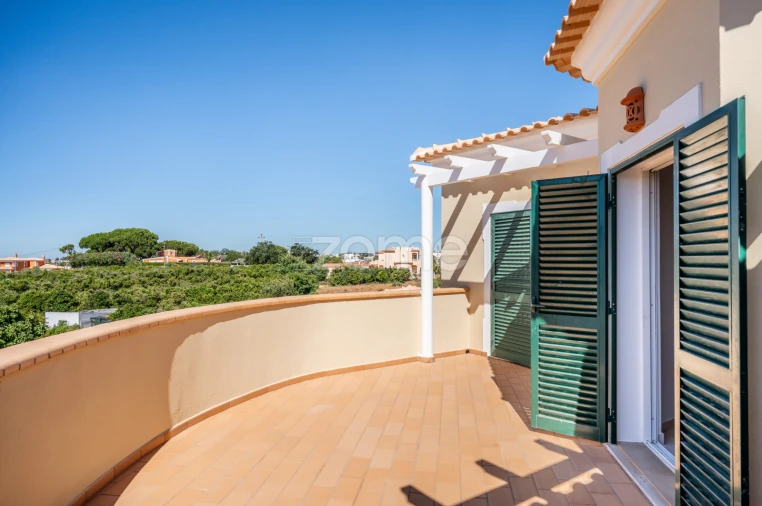 Moradia T3 para Venda em Albufeira e Olhos de Água Foto 20