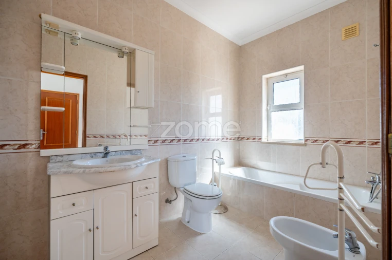 Moradia T3 para Venda em Albufeira e Olhos de Água Foto 27