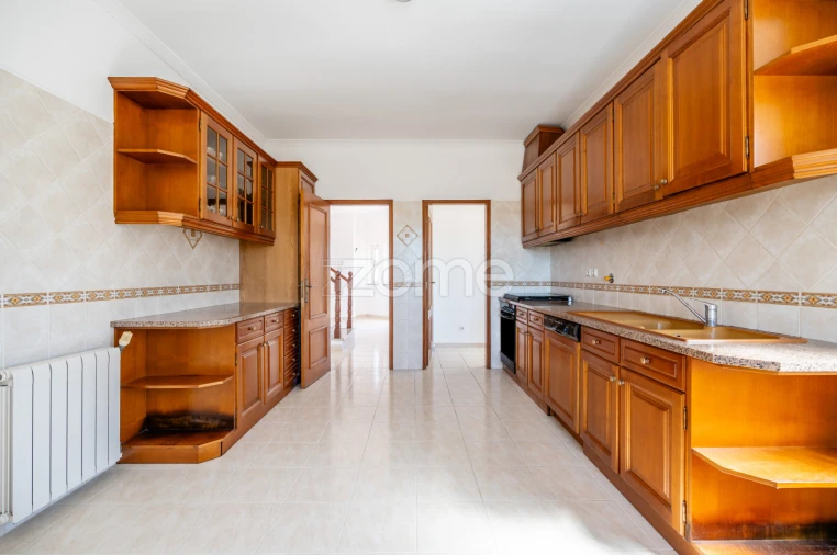 Moradia T3 para Venda em Albufeira e Olhos de Água Foto 8