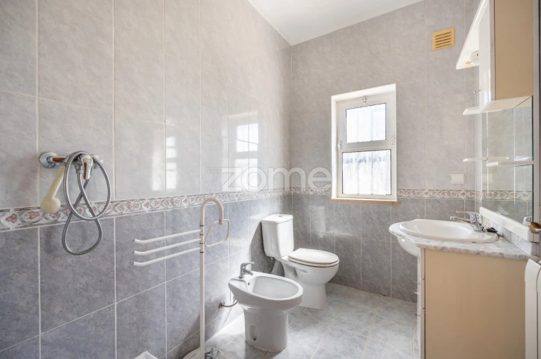 Moradia T3 para Venda em Albufeira e Olhos de Água Foto 5