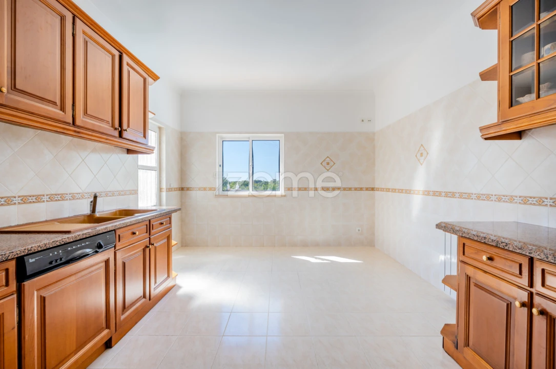 Moradia T3 para Venda em Albufeira e Olhos de Água Foto 7