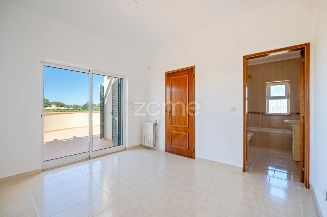 Moradia T3 para Venda em Albufeira e Olhos de Água Foto 22