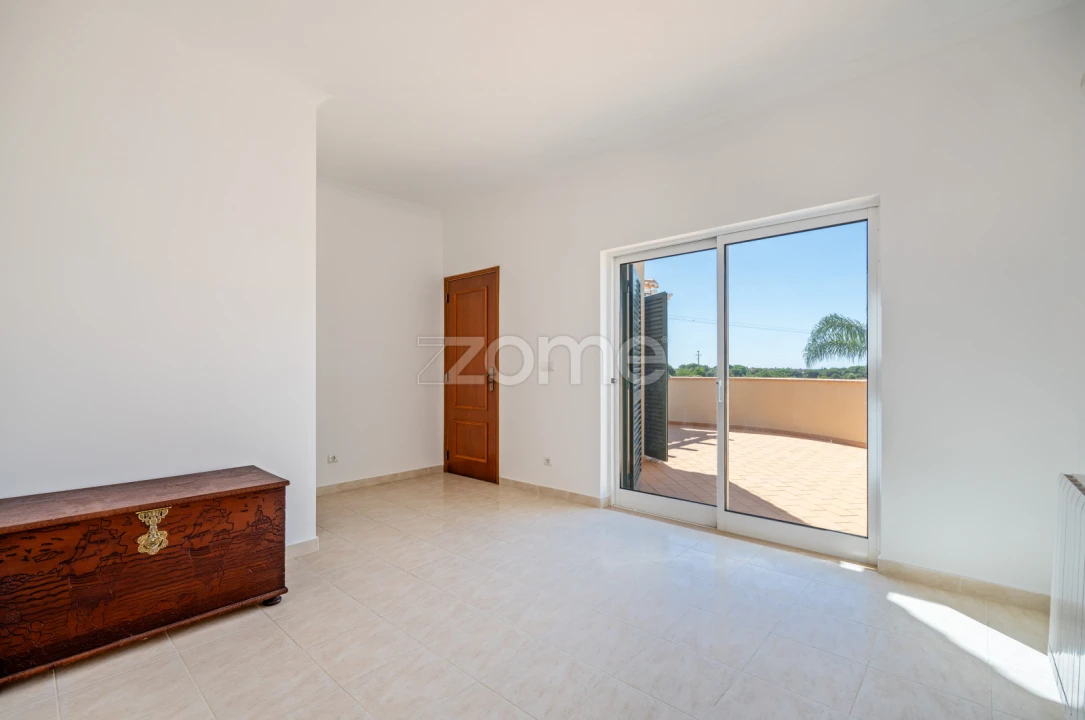 Moradia T3 para Venda em Albufeira e Olhos de Água Foto 26