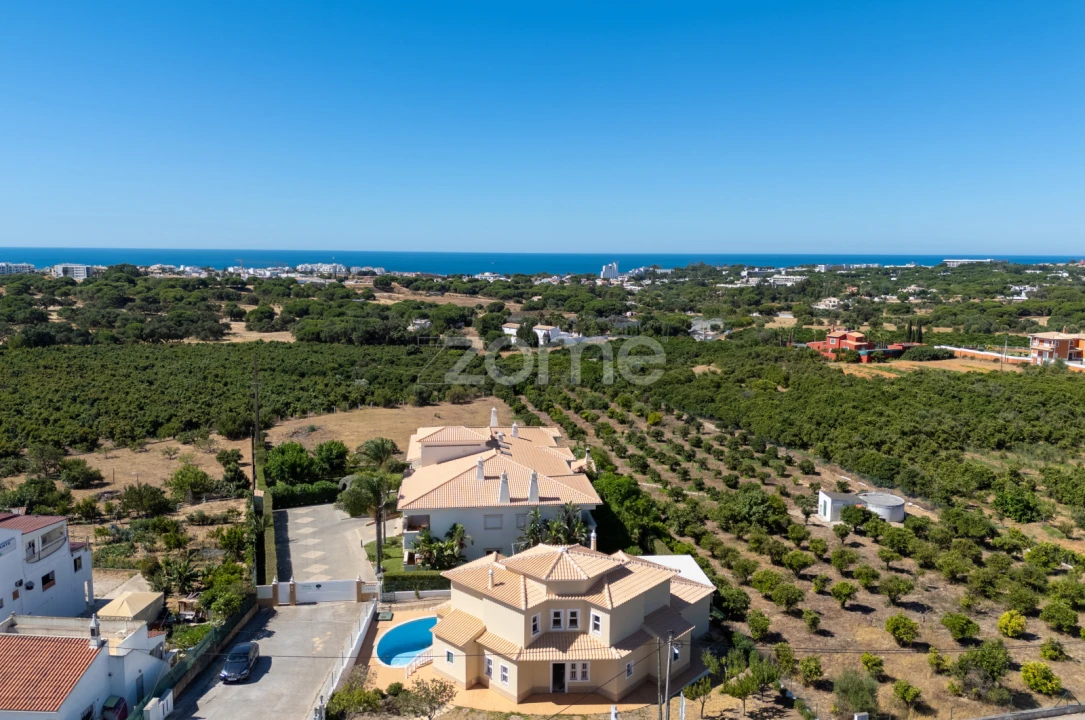 Moradia T3 para Venda em Albufeira e Olhos de Água Foto 29