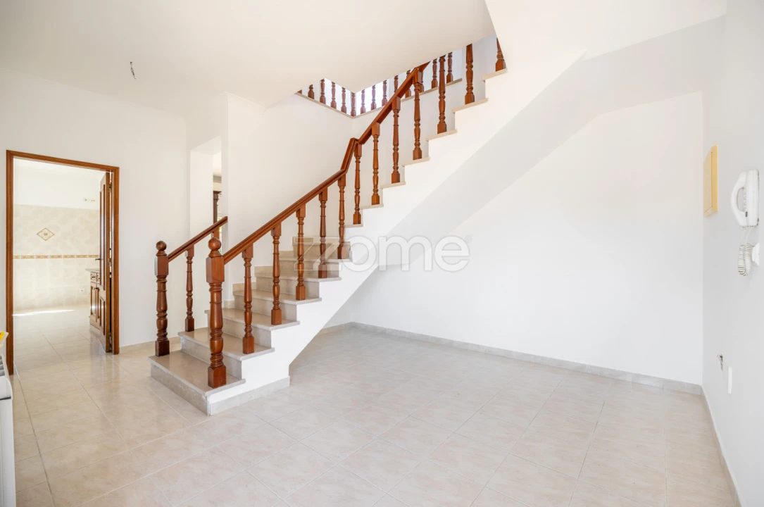 Moradia T3 para Venda em Albufeira e Olhos de Água Foto 4